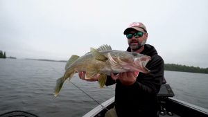 Pop Jigging Giant Walleyes
